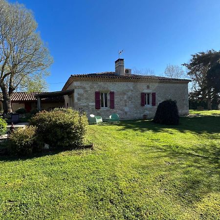 Chambre D Hote Petit Crussac Bed & Breakfast Mauvezin  Exterior photo